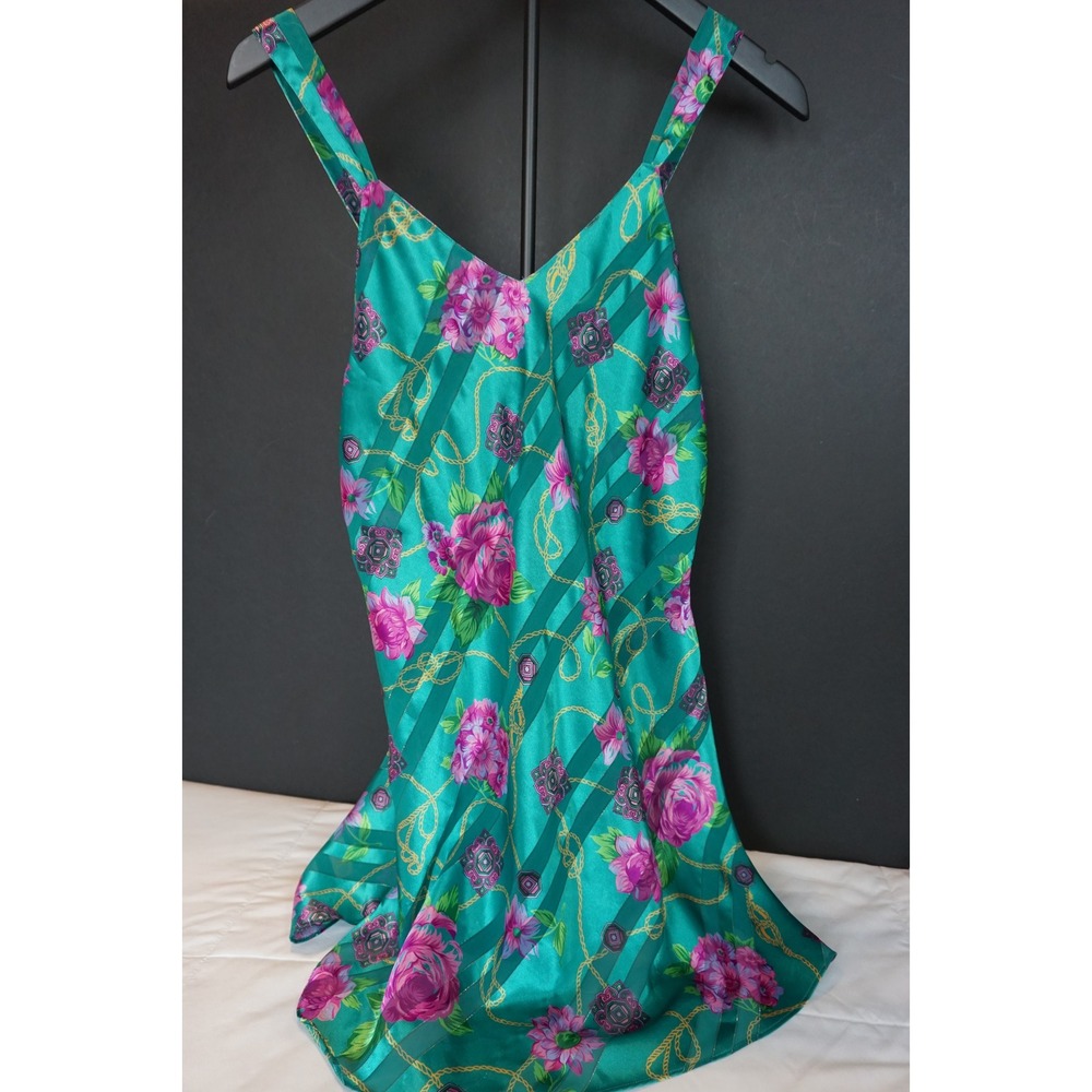 Inner Most Vintage Green Floral Chain Print Satin Chemise Nightgown Sm‎ T05-291
